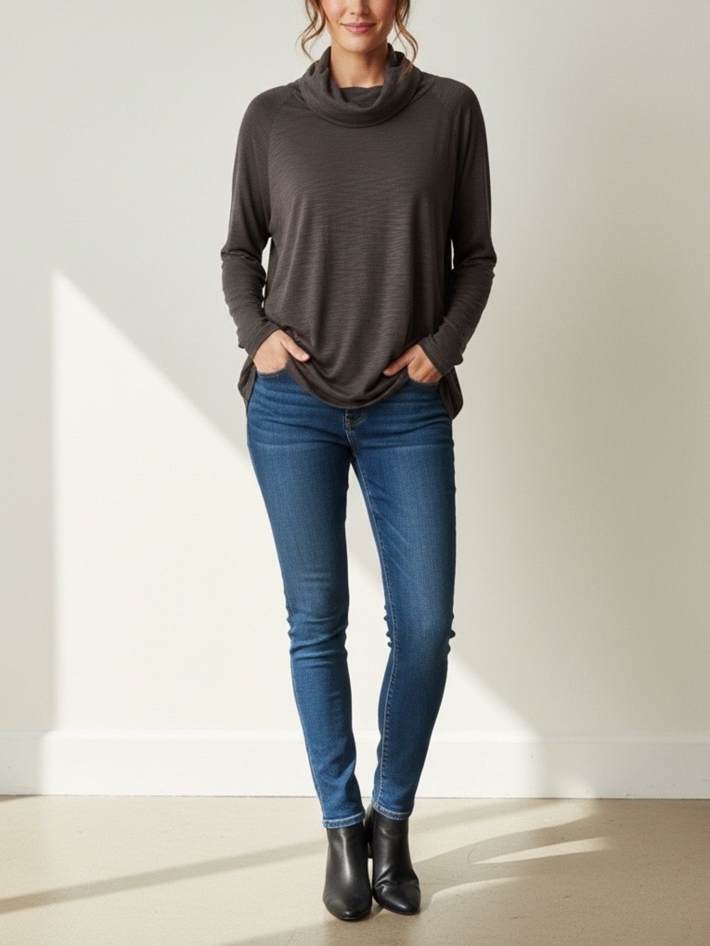 NWT LILLA P Women's Turtleneck Sweater Gray